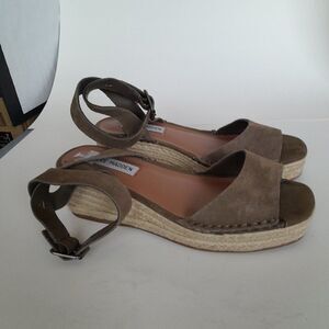 Women Steve Madden Brown Leather Open Toe Ankle Strap Sandals Size 7